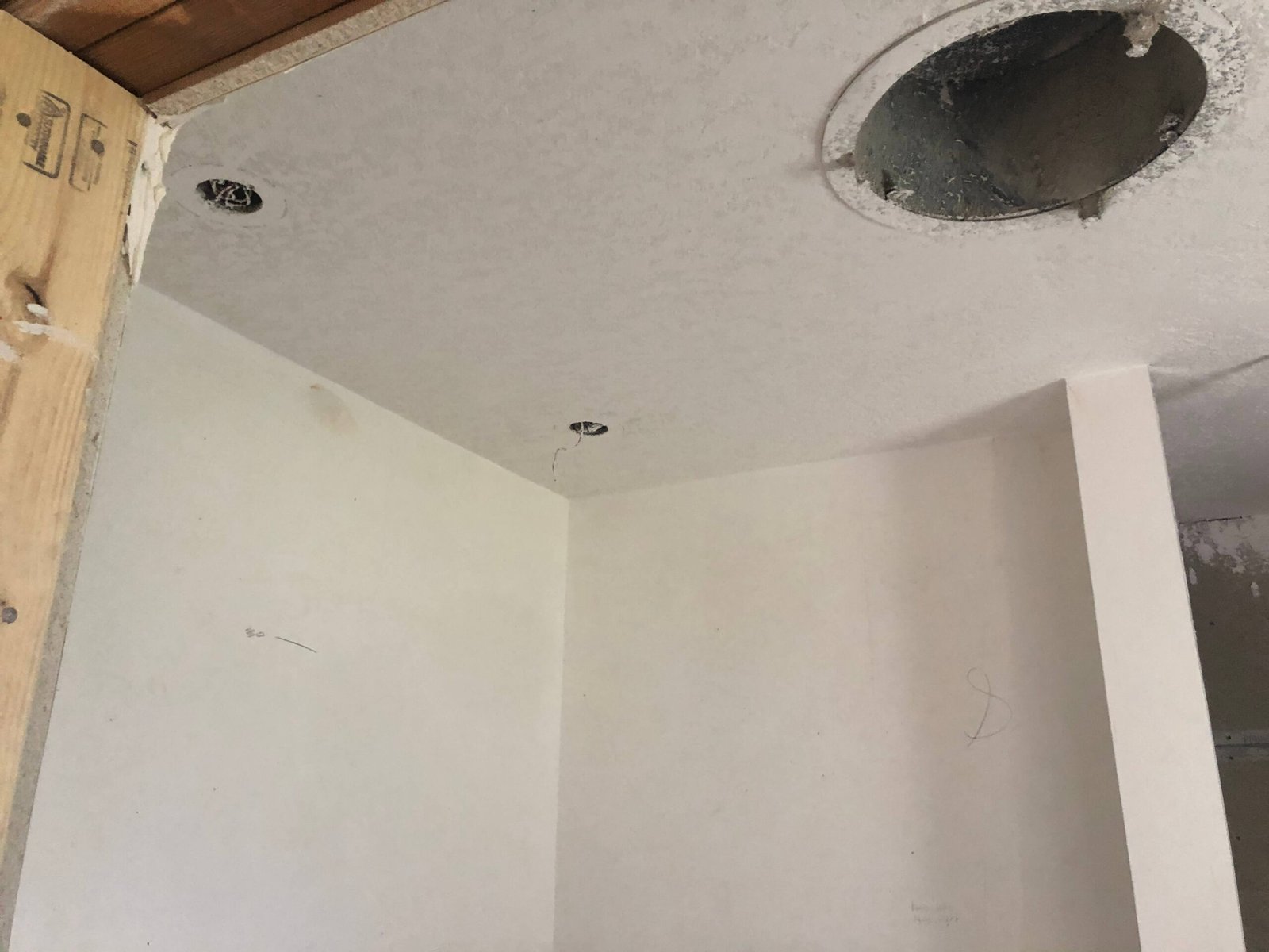 drywall repair ceiling